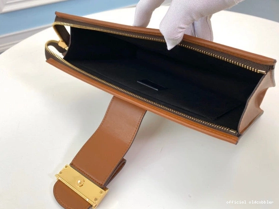 Official oldcobbler CHANELUTCH LOUIS VUITTON 0711